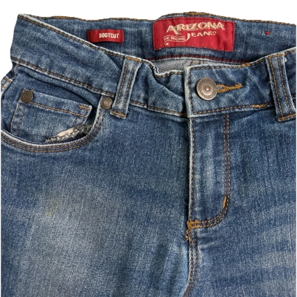 Arizona Jean Co Girls Size 10 Bootcut Jeans Medium Wash Stretch Denim 10 Reg